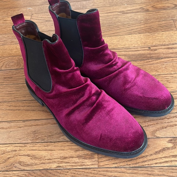 Jump New York Chelsea Boots - Picture 2 of 2